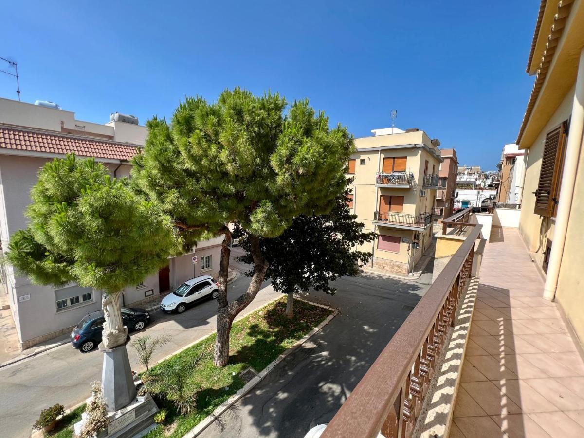 Casa Aieddu Hotel Terrasini Buitenkant foto